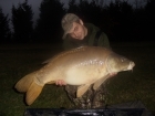 29lbs 8oz Mirror Carp from The Monument. http://www.youtube.com/watch?v=gNqtuKeJ4M0 (copy & paste the link)