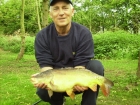 Geoffrey Tonkinson 8lbs 1oz Mirror Carp. fishing close to bank just back of reeds