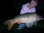 Kirsty Barnett 17lbs 0oz carp from Bain Valley Fisheries using starbaits crayfish and mussell.